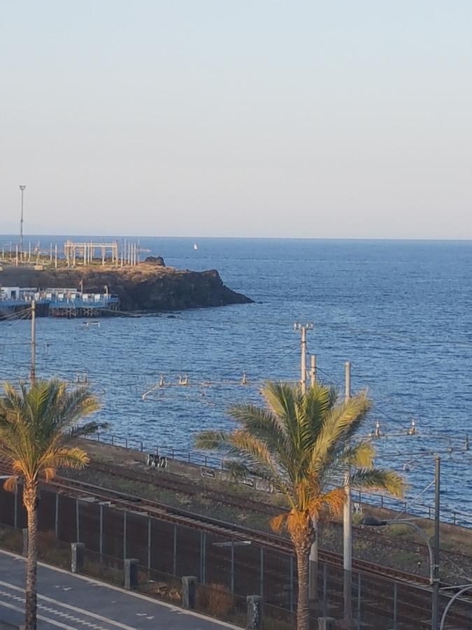 Sea View Apartment Catania Esterno foto